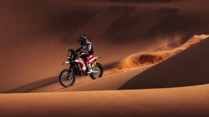   Ignacio Cornejo mantuvo su sólido andar por el Dakar con otro top ten 