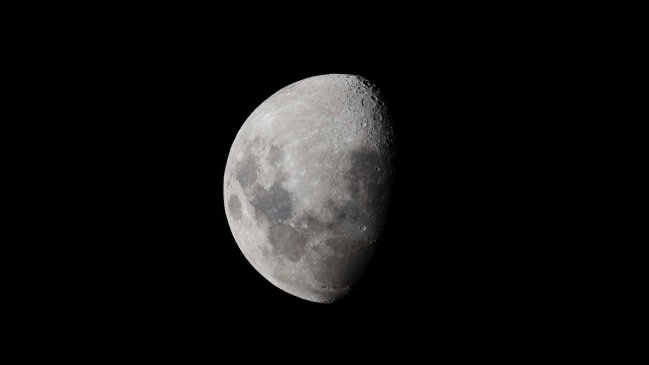 Explican por qué las dos caras de la Luna son asimétricas