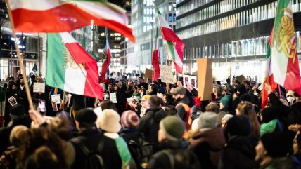   HRW pide presión internacional por muertes de civiles en protestas en Irán 