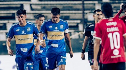   Everton perdió una guerra de goles ante Independiente en la Serie Río de La Plata 