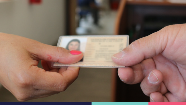 Dos municipios entregaron licencias de conducir a presos y deudores de pensión, detectó Contraloría