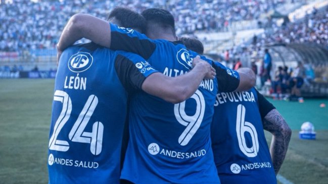   [VIDEO] Huachipato recuperó la ventaja ante la UC en la Supercopa con un penal de Lionel Altamirano 