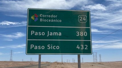   MOP Antofagasta instaló los primeros cuatro letreros viales en el Corredor Biocecanico 