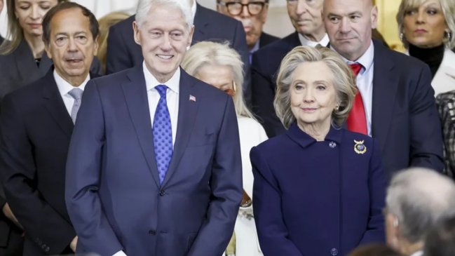 Avanza en el Congreso proceso para declarar en desacato a los Clinton por el caso Epstein
