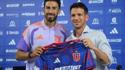   Evitó hablar de Colo Colo: La presentación de Lucero en Universidad de Chile 