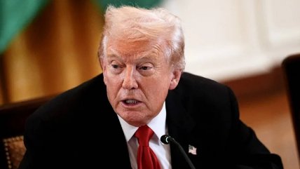   Solo el 37 % de los estadounidenses aprueba la gestión de Trump, según encuesta 