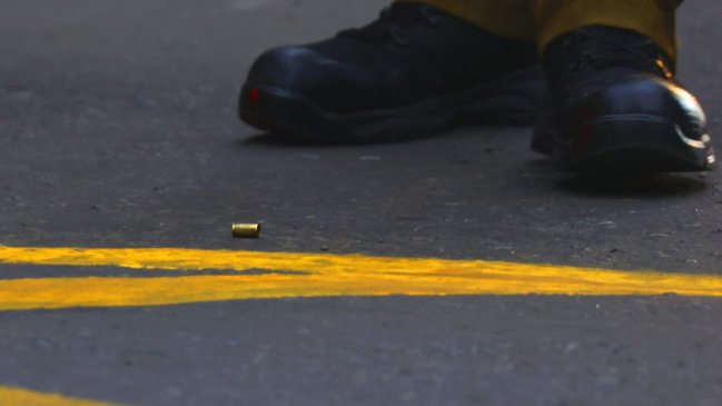 Balacera en Cerro Navia terminó con dos heridos y un detenido