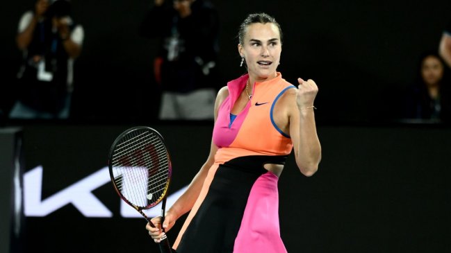 Sabalenka impuso su potencia y venció a Svitolina para meterse en la final de Australia