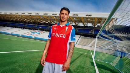 De vuelta al rojo: La nueva camiseta de visitante de la UC