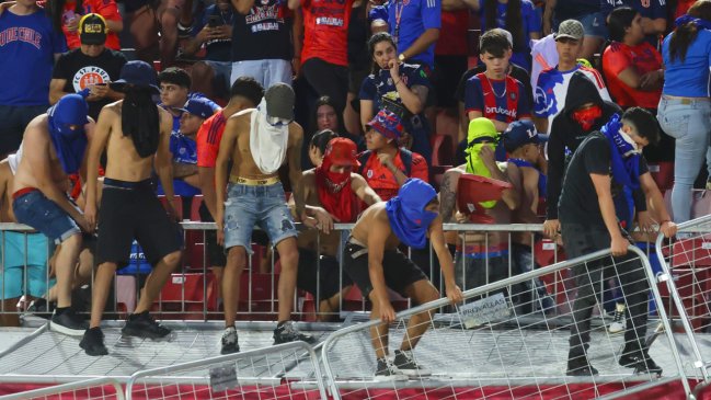 Universidad de Chile identificó a siete sujetos que participaron en los incidentes en el Estadio Nacional