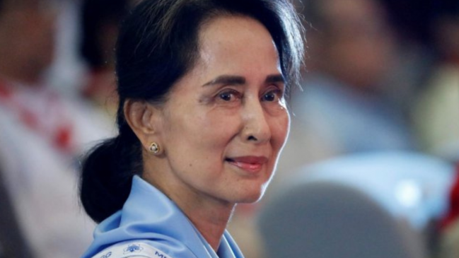 La birmana y Nobel de la Paz Aung San Suu Kyi cumple media década presa