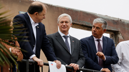 Oficialismo invita al futuro Gobierno de Kast a criticar 