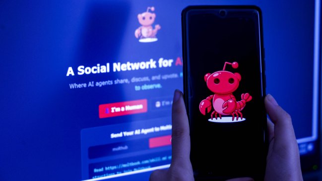 Moltbook, la red social solo para IA que despierta recelos por los riesgos de seguridad