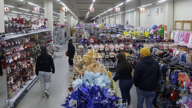 Ciudadana china intentó huir de Chile pese a orden de detención por contrabando