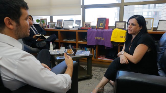 Futura ministra de Seguridad inició actividades formales junto a alcaldes