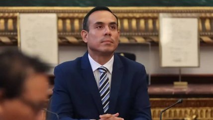   Perú: Congreso logra firmas para pleno extraordinario que debatirá destitución de Jerí 