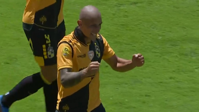 [VIDEO] La calva de Camargo selló el triunfo de Coquimbo en el clásico con La Serena