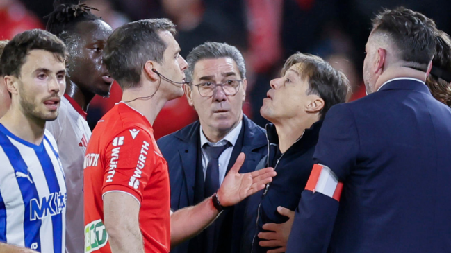 Matías Almeyda explotó contra el árbitro tras ser expulsado