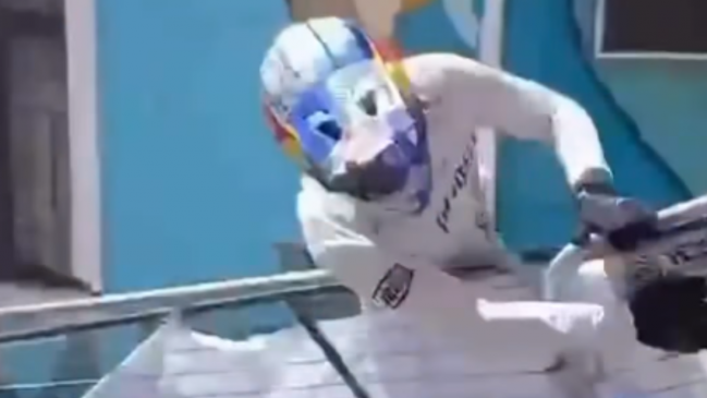 [VIDEO] Tomas Slavik protagonizó fuerte caída en el Valparaíso Cerro Abajo