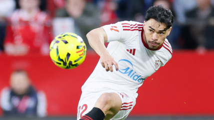   Suazo recibió duras críticas tras empate de Sevilla: 