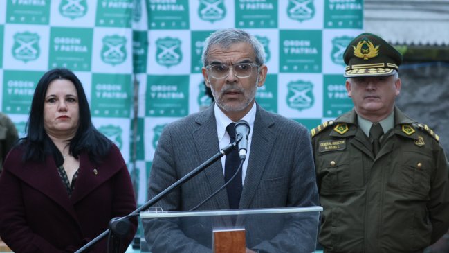 Extensa reunión de traspaso de mando entre el ministro Cordero y Trinidad Steinert