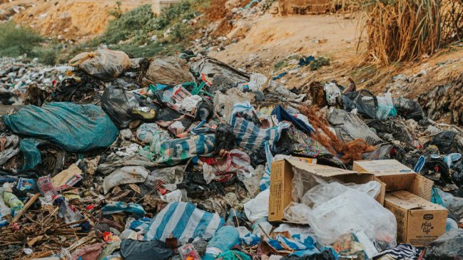 Italia frenó envío de un millón de kilos de basura ilegal a África y Asia