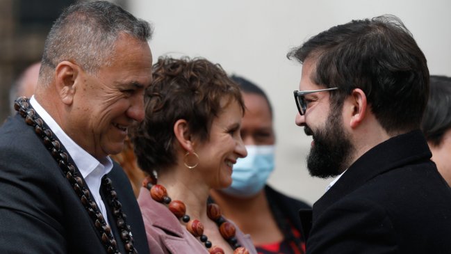 Exalcalde de Rapa Nui calificó de 