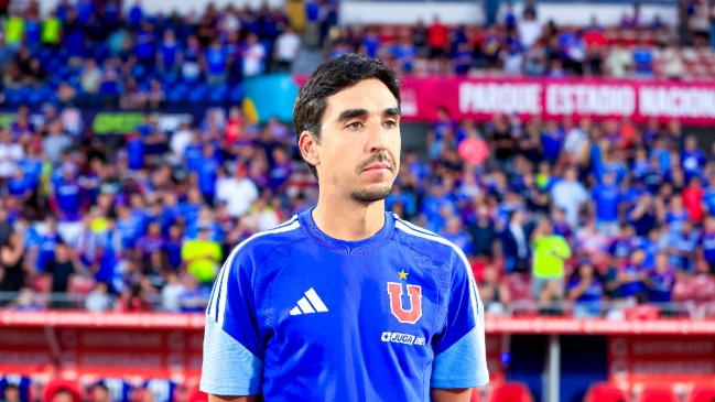 Meneghini evitó hablar de las dudas por su continuidad en la U y puso el foco en el Superclásico