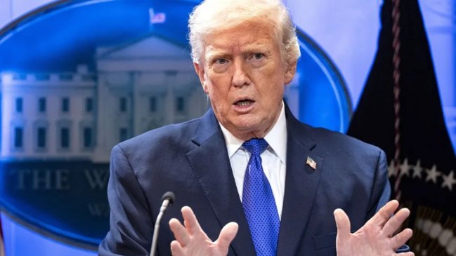 Demócratas bloquearán cualquier intento de Trump de extender nuevo arancel global del 15%