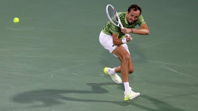 Medvedev se coronó campeón sin jugar en Dubai