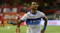 Fernando Zampedri lideró con doblete la victoria de la UC ante Ñublense en Chillán