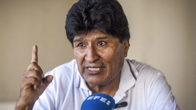 Seguidores de Evo Morales incrementan vigilias en el centro de Bolivia ante temor de detención