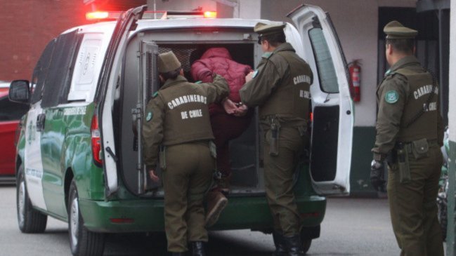 Hombre apuñaló fatalmente a su cuñado tras discusión en cité de Recoleta