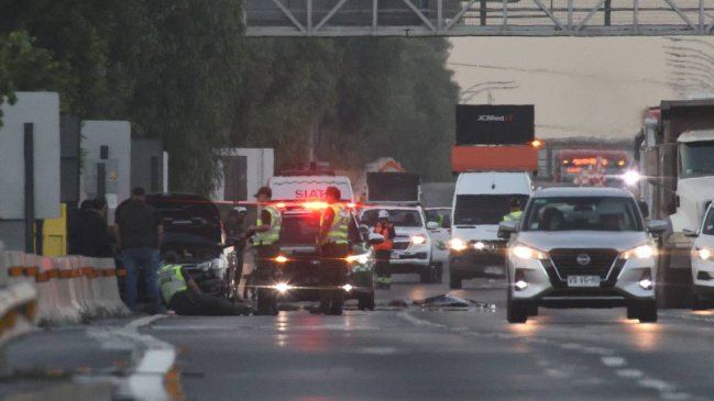Mujer murió tras violento choque de camión en Ruta 5 Sur