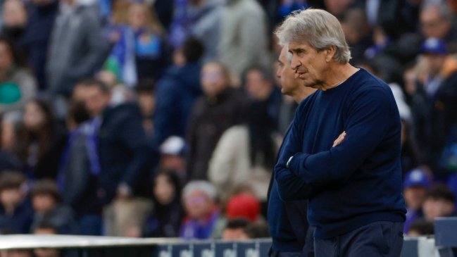 Presidente de Betis descartó cláusula de salida de Manuel Pellegrini a La Roja