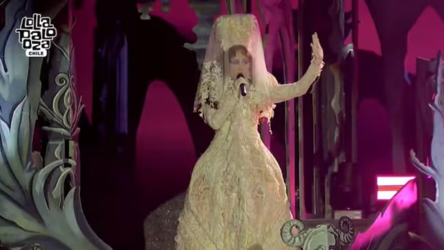 Lollapalooza 2026: Chappell Roan hizo bailar al Parque O'Higgins en su debut en Chile