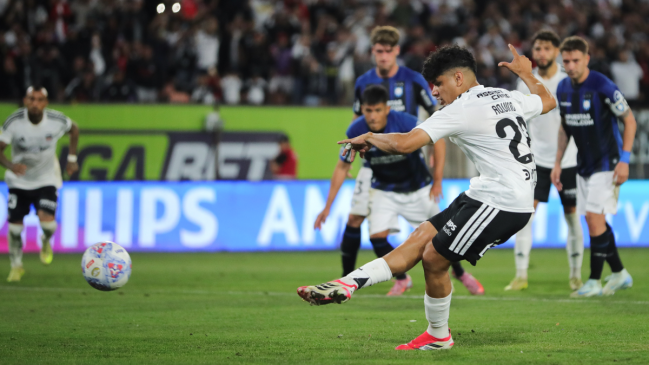 [VIDEO] Aquino cerró el triunfo de Colo Colo ante Huachipato con un gol de penal