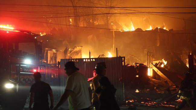 Biobío: A dos meses de los incendios, 150 afectados aún no 
