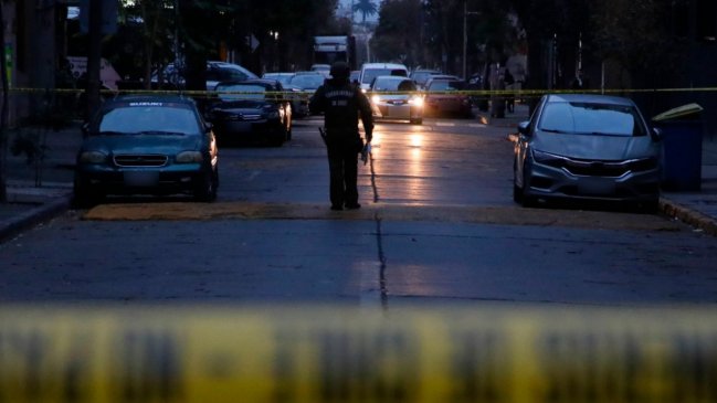 Hombre fue agredido con un martillo y apuñalado durante encerrona en Pudahuel