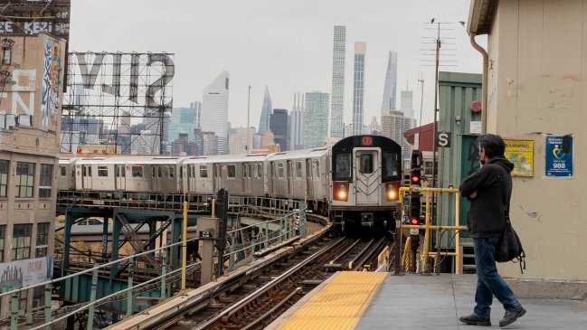Metro de Nueva York demandó al Gobierno de Trump por retener fondos para su ampliación