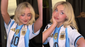 [VIDEO] Sabrina Carpenter lució la camiseta de Argentina al ritmo de Bad Bunny