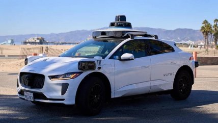 Nvidia se alía con Uber para masificar los robotaxis y apuesta por data centers en el espacio