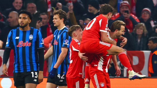 Bayern Múnich volvió a aplastar a Atalanta y pasó a cuartos de Champions