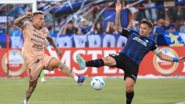 Conmebol reaccionó a insultos xenófobos de hinchas de Huachipato en duelo con Carabobo