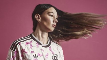   Inspirada en el Desierto Florido: Tiane Endler modeló la nueva camiseta de la Roja 