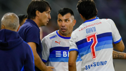 Sin Zampedri: La alineación de la UC para debutar en la Copa de la Liga ante U. de Conce