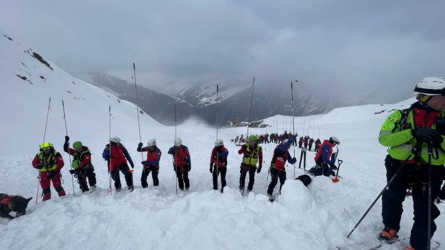 Avalancha en los Alpes italianos dejó dos alpinistas muertos y cinco heridos