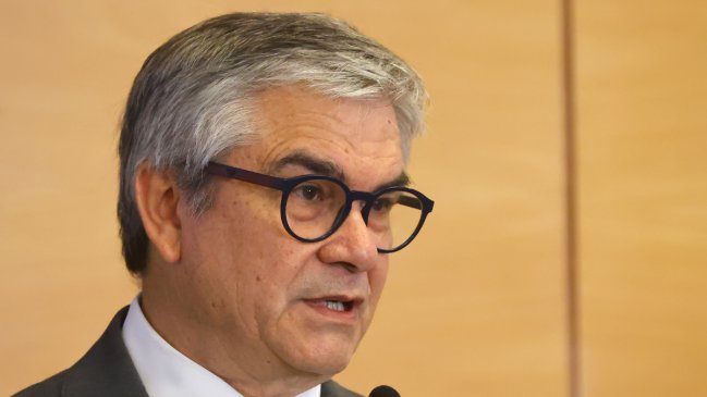 Exministro Marcel apunta a que el sistema tributario 