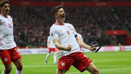   Polonia sufrió para remontar ante Albania y jugará ante Suecia por un cupo al Mundial 2026 