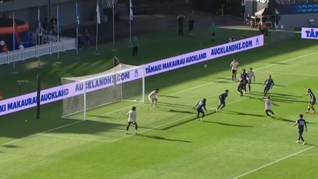 [VIDEO] Gutiérrez asistió de taco y Loyola finiquitó para el tercero de La Roja ante Cabo Verde